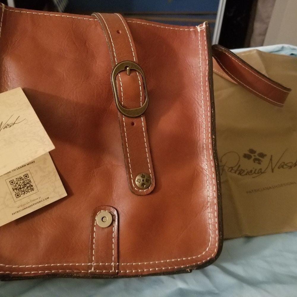 patricia nash venezia pouch crossbody